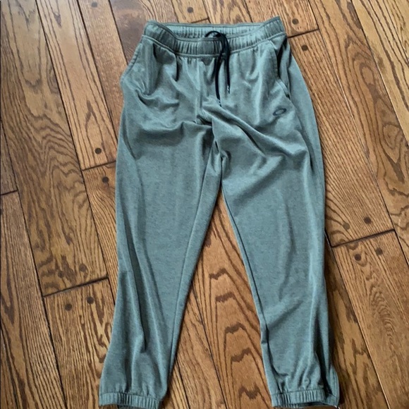 oakley joggers